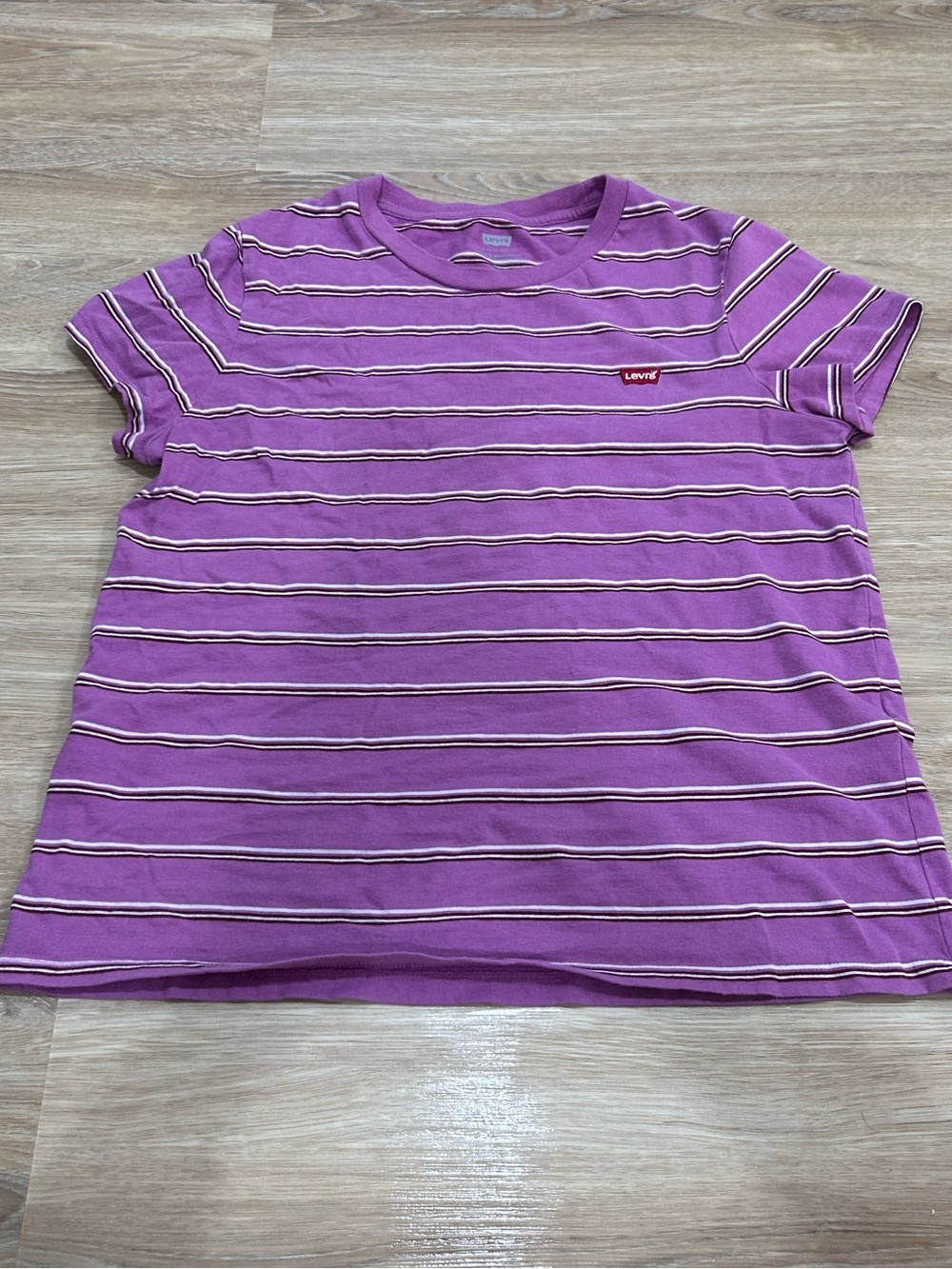 Purple Levi's tee